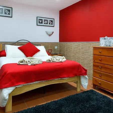 Вилла Puerto Del Carmen Sleeps 4 Pool Wifi *